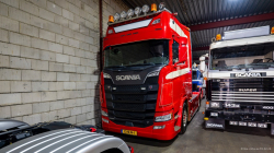 20260201-Tom-Holding-00169